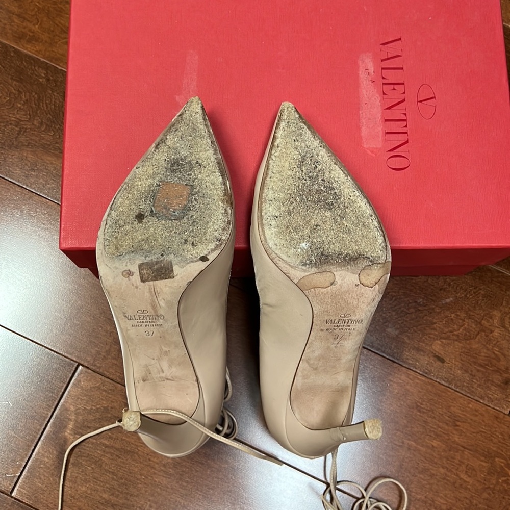 Valentino rock stud lace up ankle strap neutral color pump in size 37 with box - Picture 8 of 12